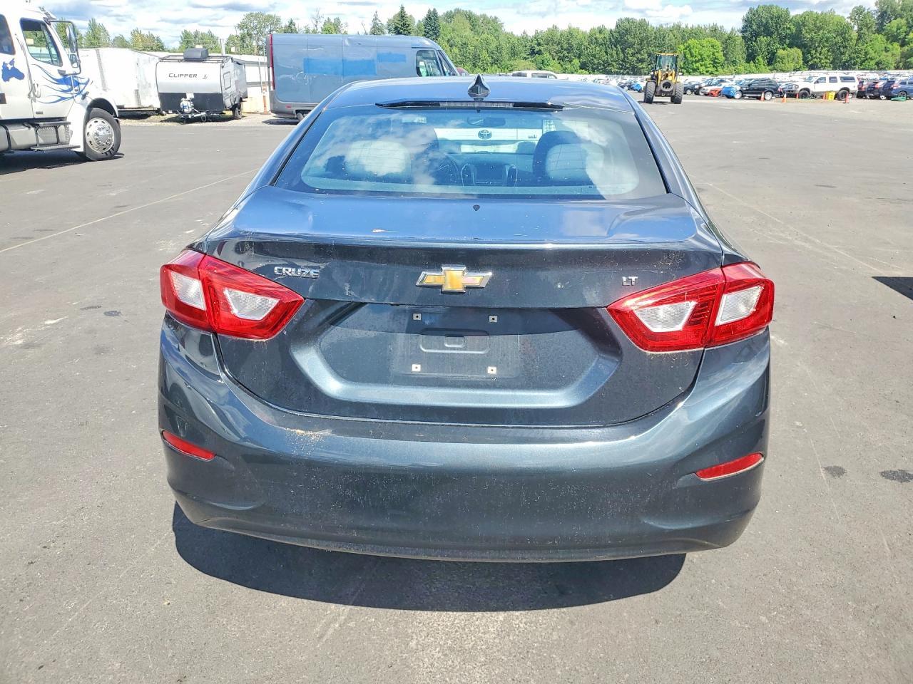 2017 Chevrolet Cruze Lt - Фото 6