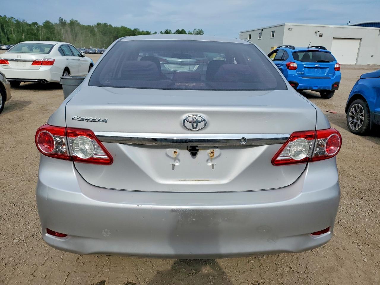 2011 Toyota Corolla Base - Фото 6