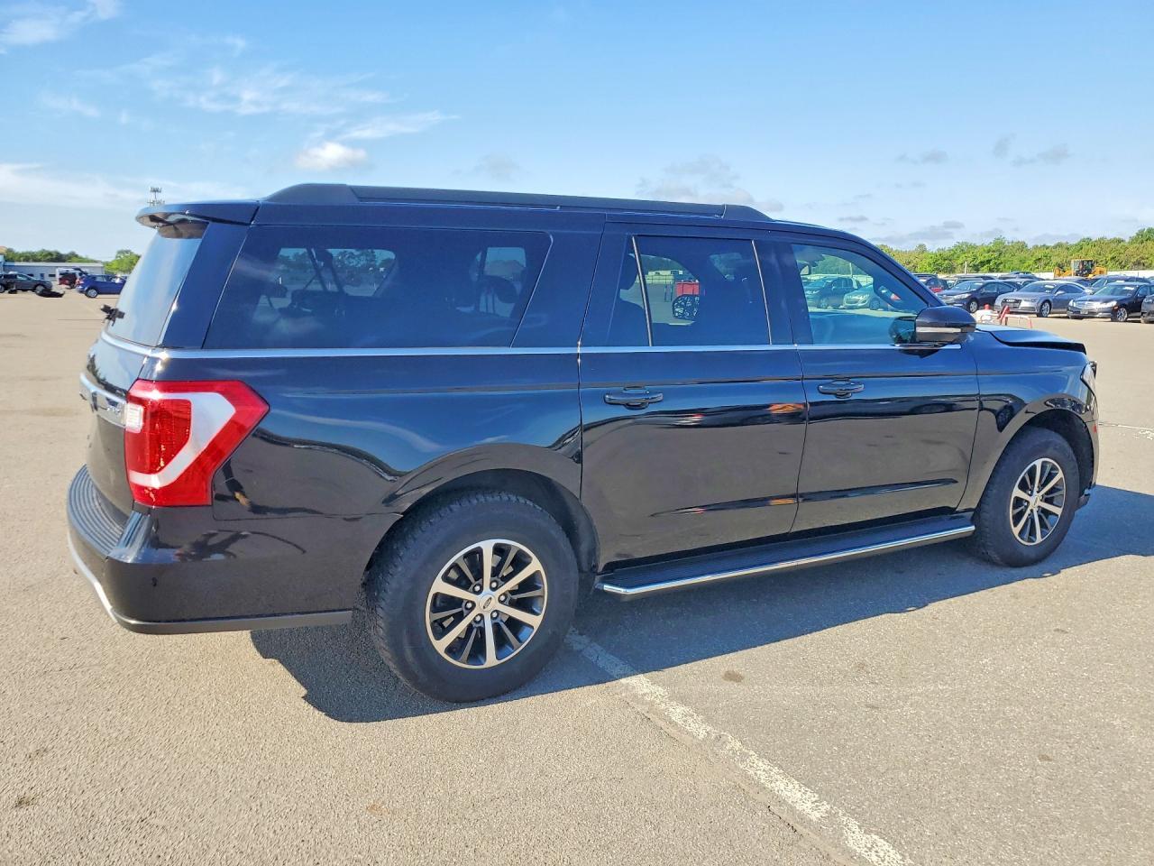 2020 Ford Expedition Max Xlt - Image 3