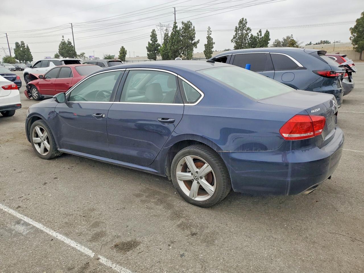 2012 Volkswagen Passat Se - Фото 2