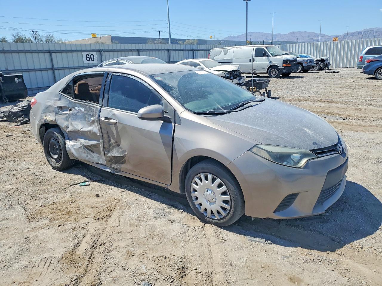 2015 Toyota Corolla Le - Image 4