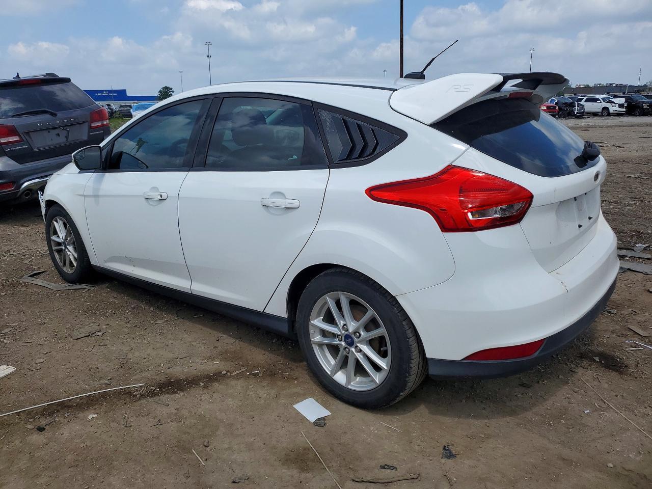 2016 Ford Focus Se - Фото 2