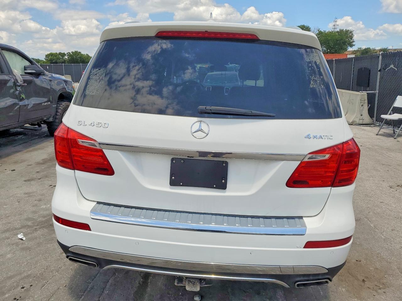 2014 Mercedes-Benz Gl 450 4Matic - Image 6