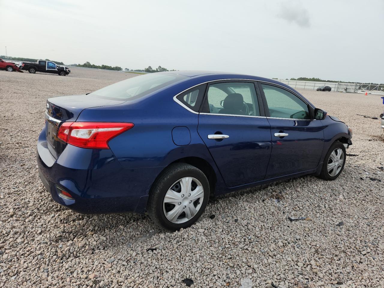 2019 Nissan Sentra S - Фото 3