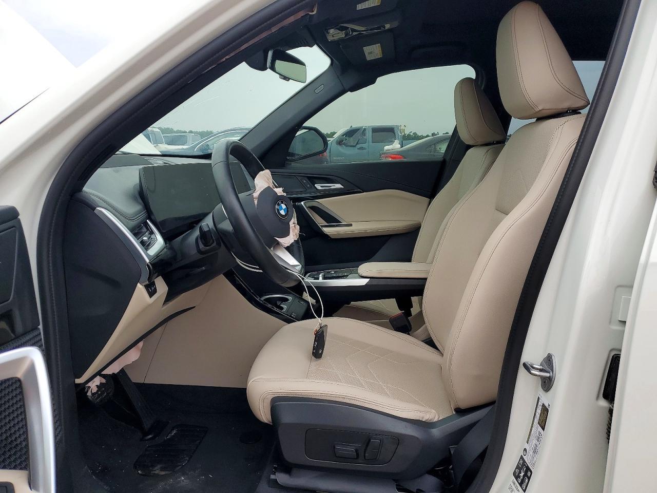 2025 BMW X1 xDrive28I - Фото 7