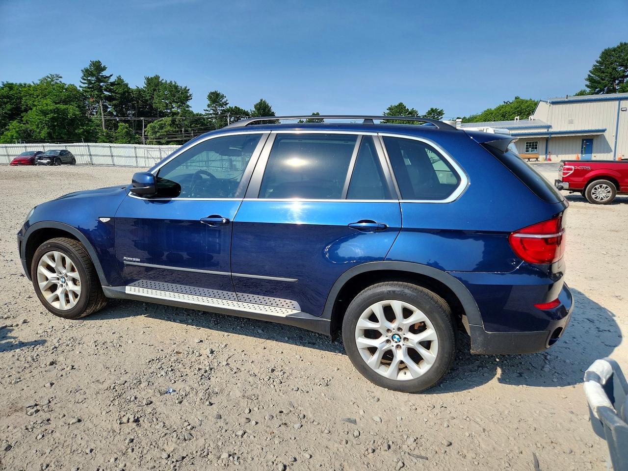 2013 BMW X5 xDrive35I - Фото 2