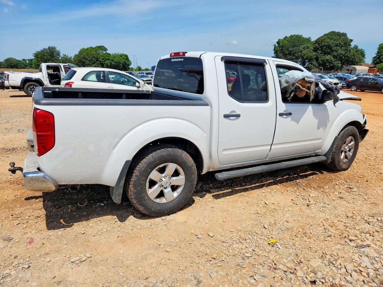 2011 Nissan Frontier S - Фото 3