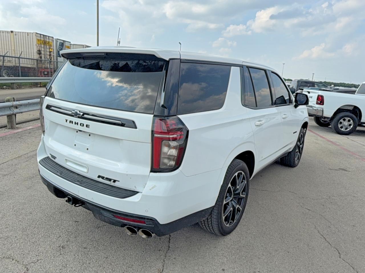 2024 Chevrolet Tahoe K1500 Rst - Image 4