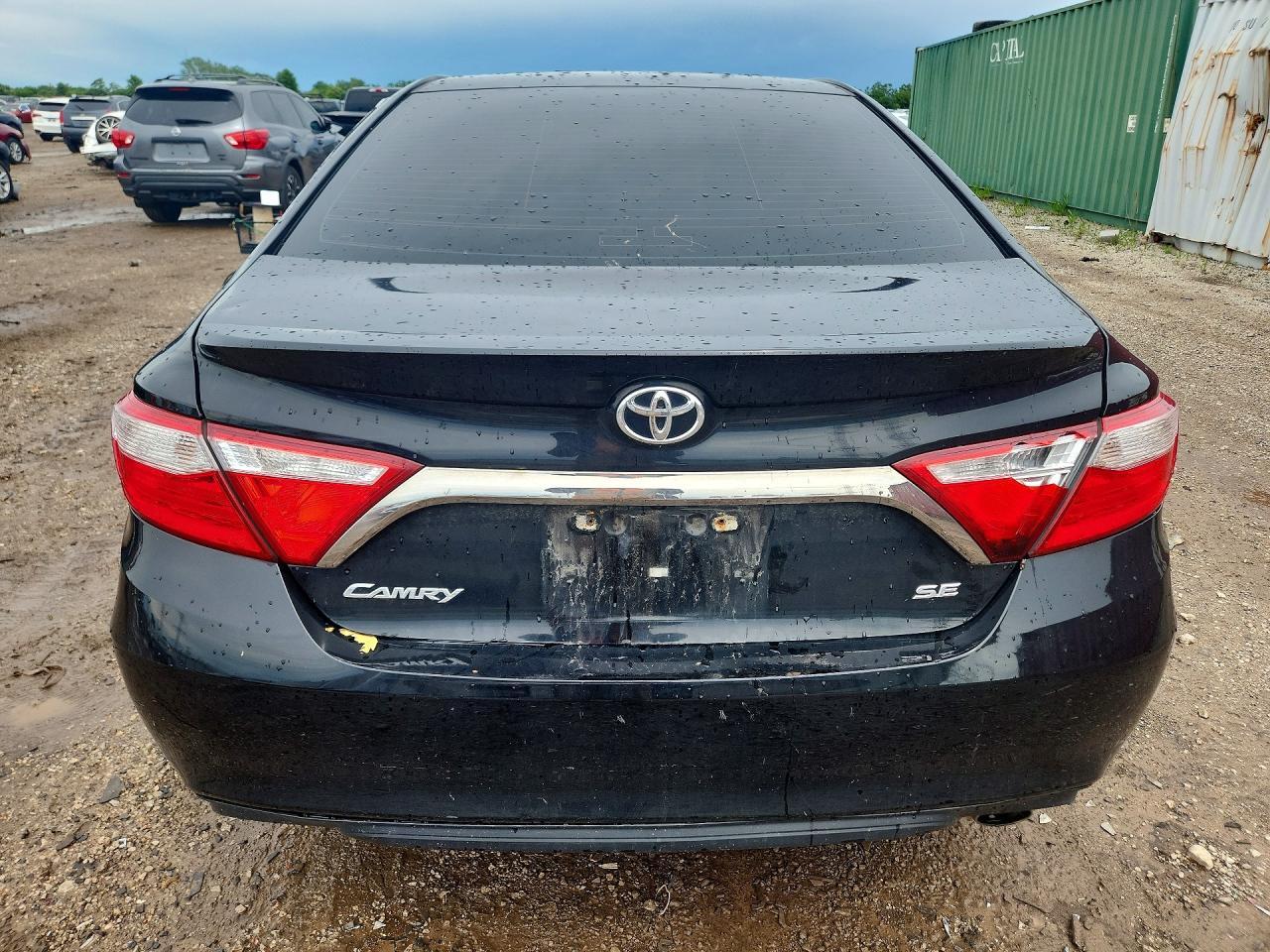 2017 Toyota Camry - Фото 6