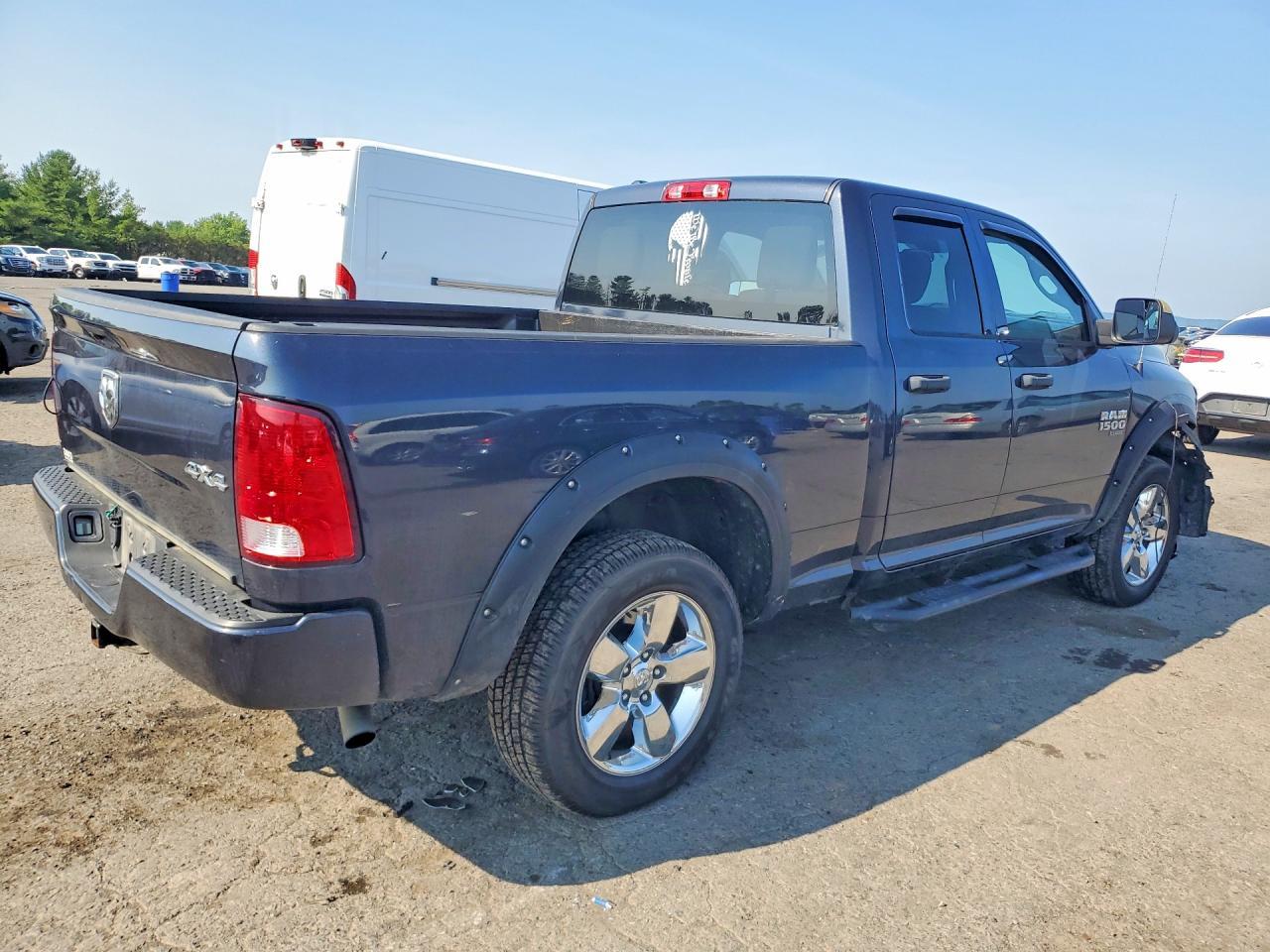 2019 Ram 1500 Classic Tradesman - Фото 3