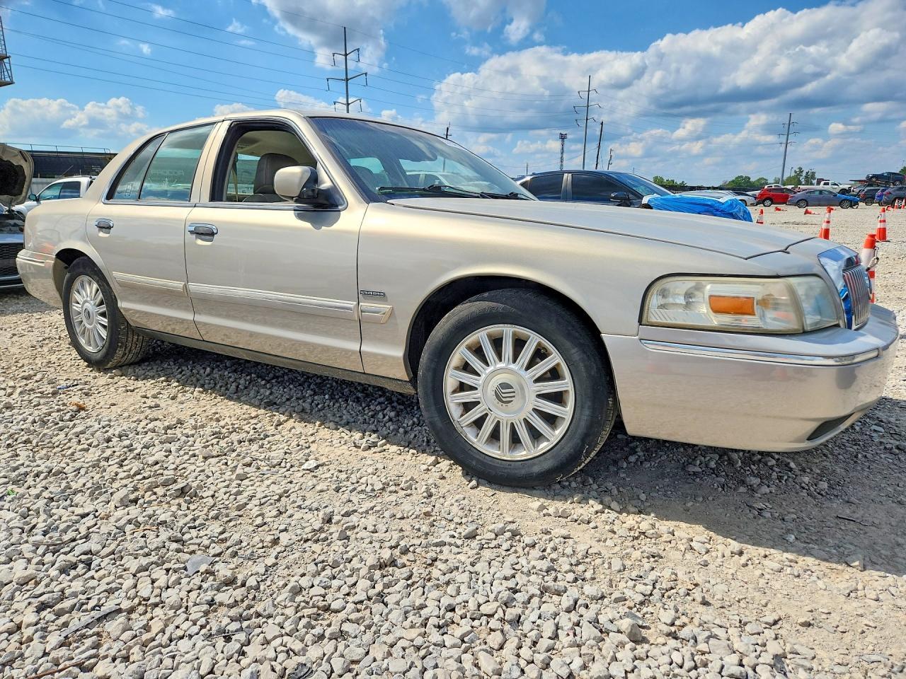 2010 Mercury Grand Marquis Ls - Фото 4