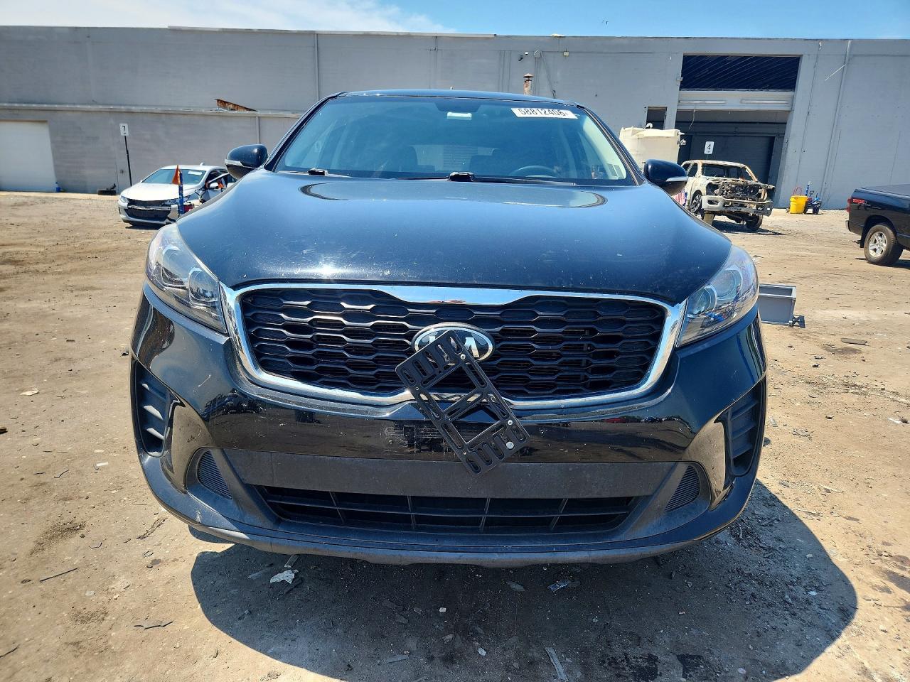 2019 Kia Sorento L - Image 5