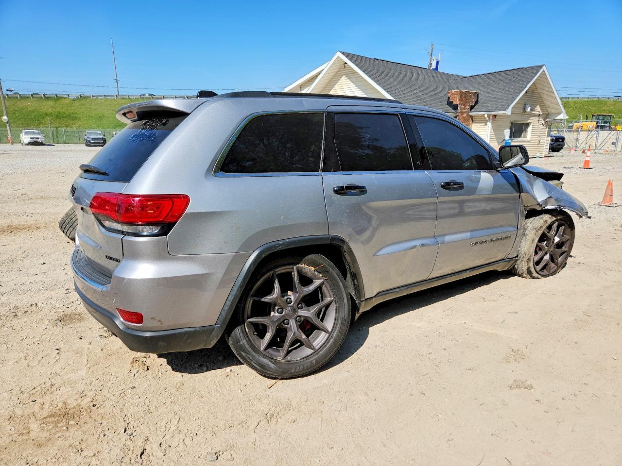 2017 Jeep Grand Cherokee Limited - Фото 3