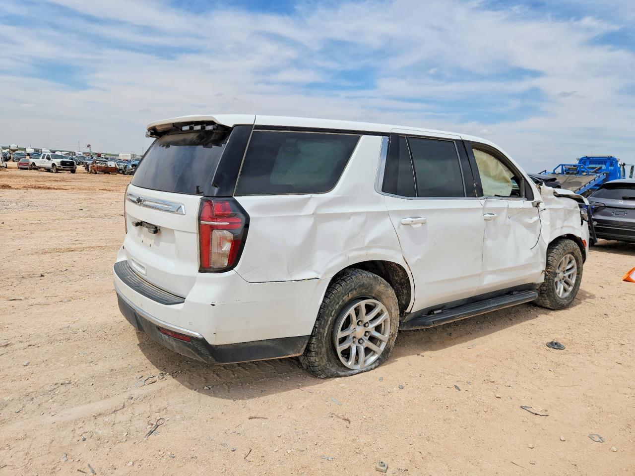 2022 Chevrolet Tahoe K1500 - Фото 3