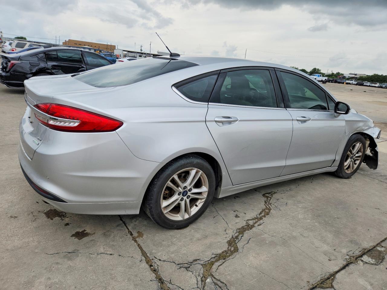 2018 Ford Fusion Se - Фото 3
