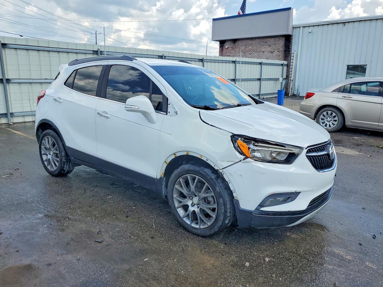 2017 Buick Encore Sport Touring - Image 4