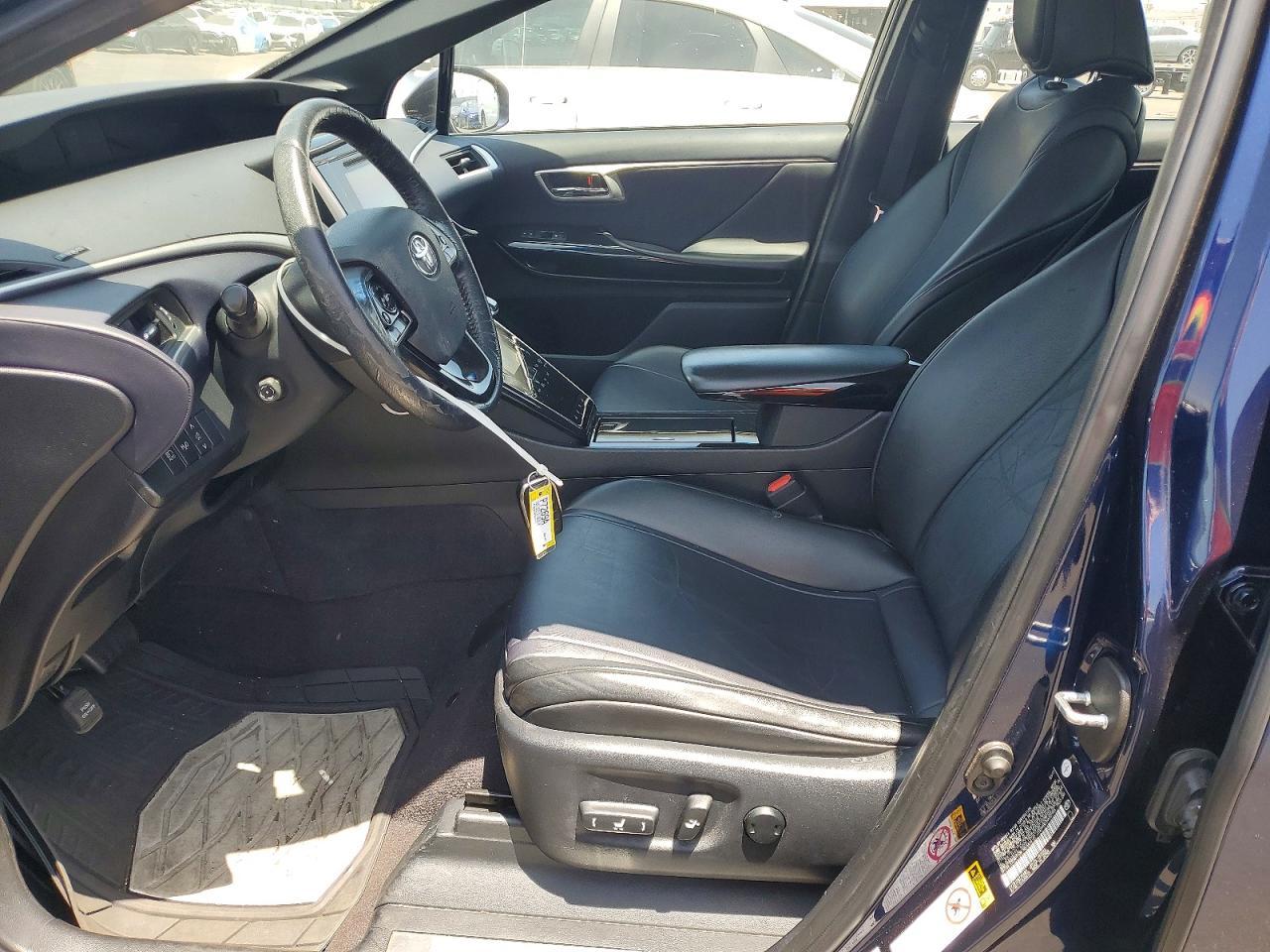 2017 Toyota Mirai Base - Фото 7