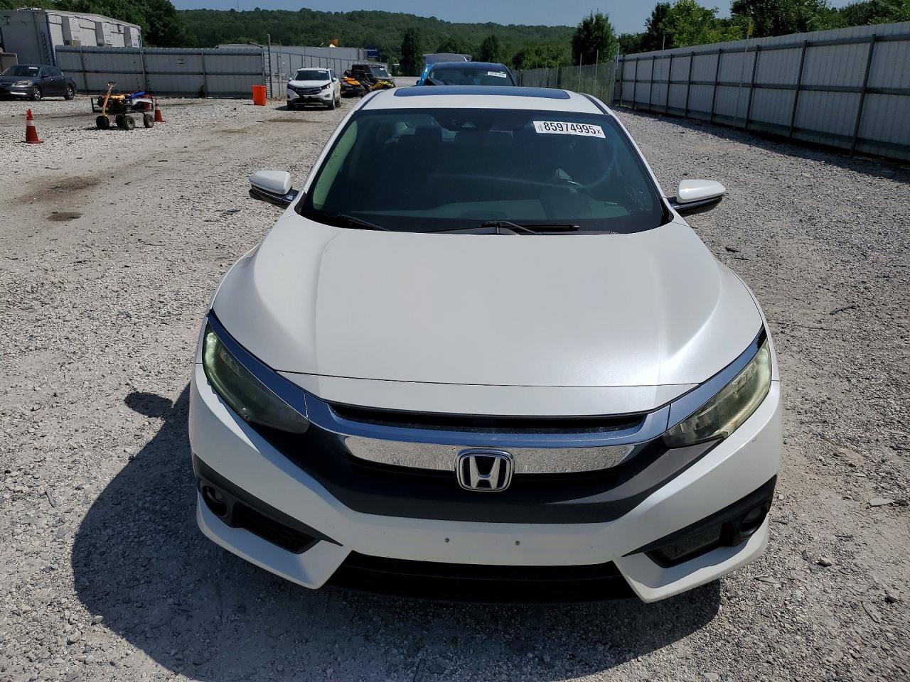 2016 Honda Civic Touring - Фото 5