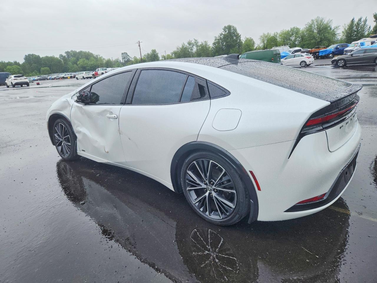 2024 Toyota Prius Xle - Фото 2