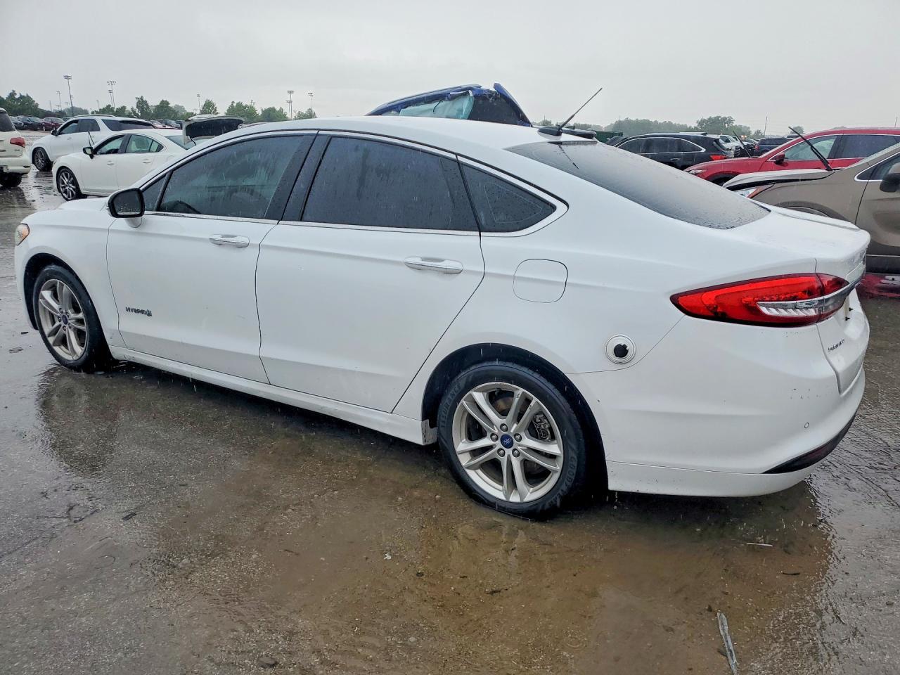 2018 Ford Fusion Se Hybrid - Фото 2