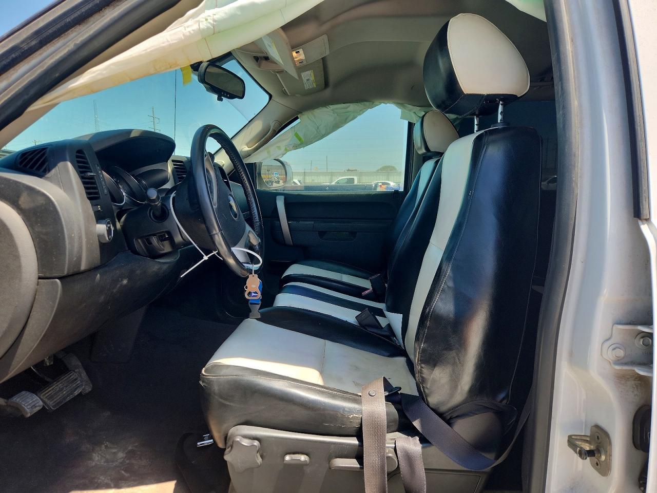 2010 Chevrolet Silverado C1500 Lt - Image 7
