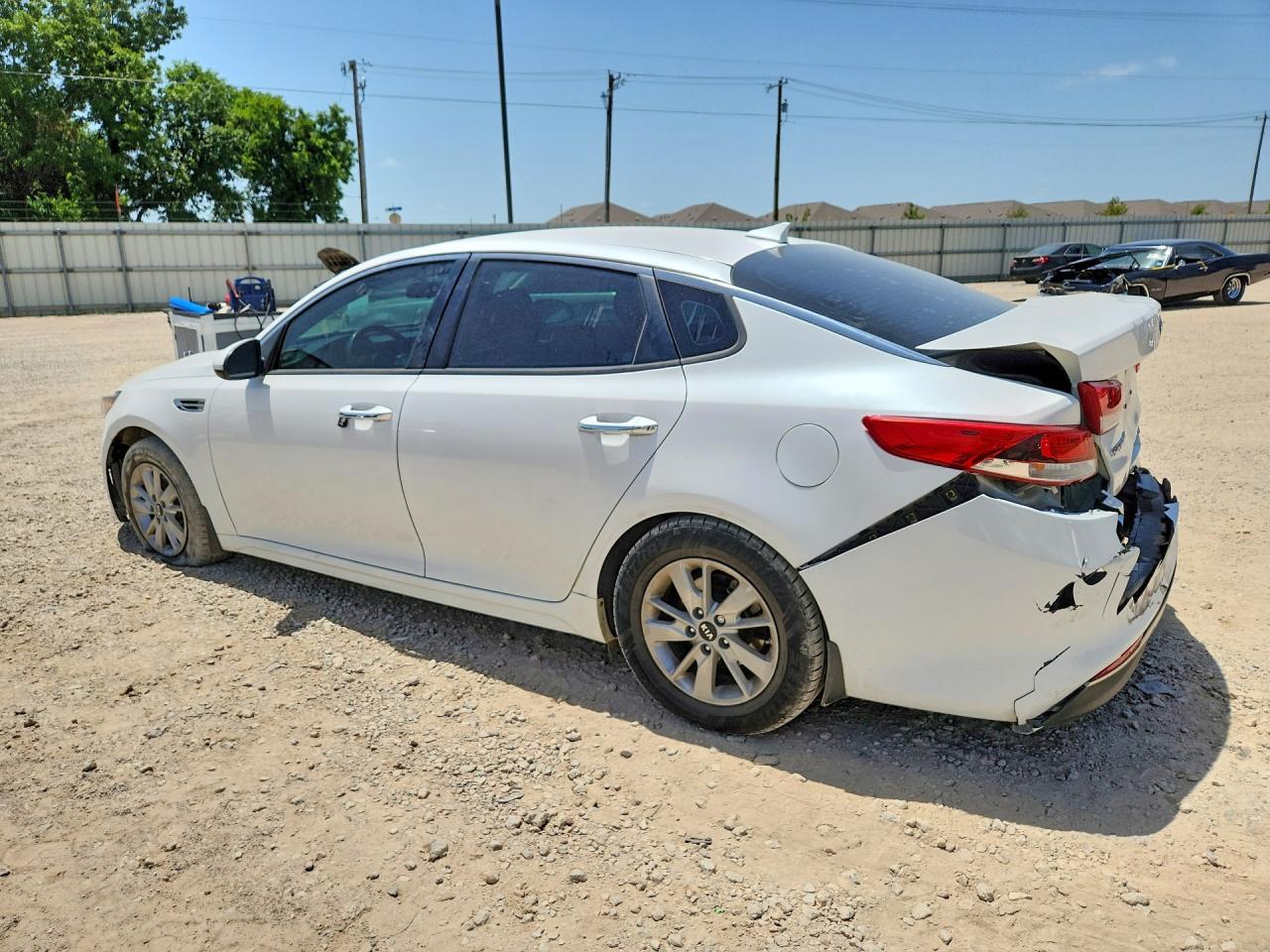 2016 Kia Optima Lx - Фото 2