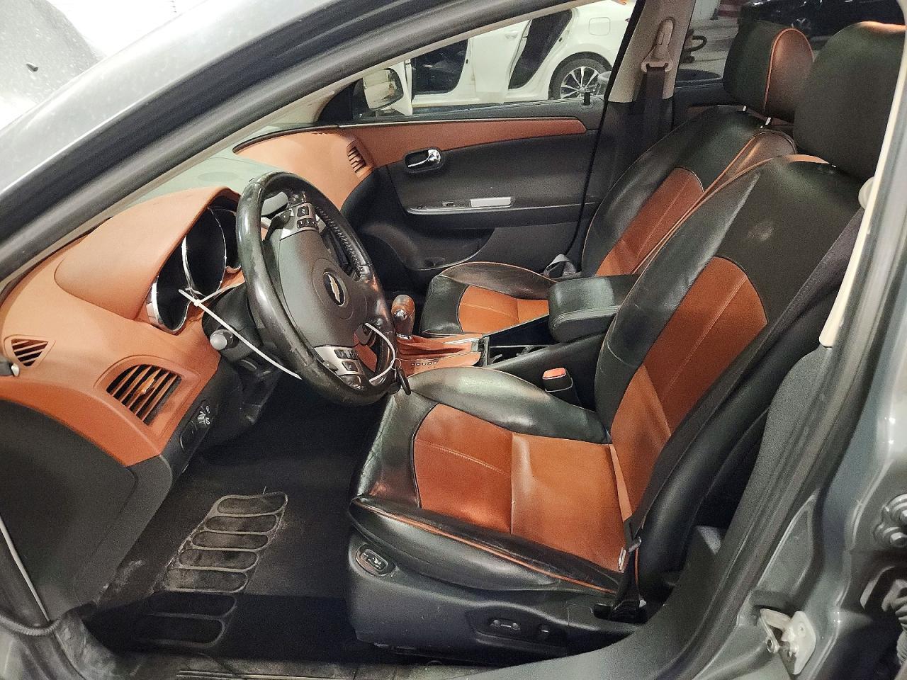 2009 Chevrolet Malibu - Image 7