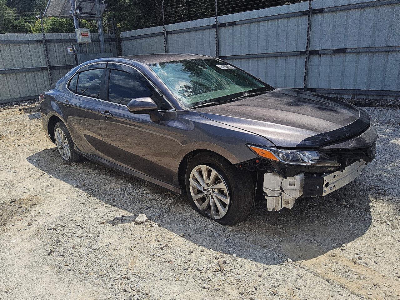 2023 Toyota Camry Le - Фото 4