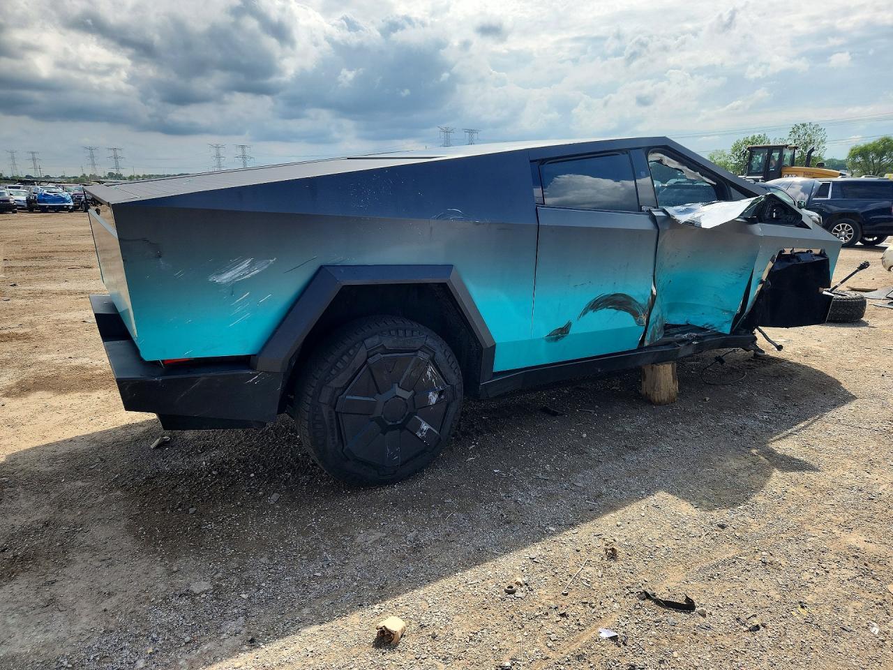 2024 Tesla Cybertruck - Фото 3