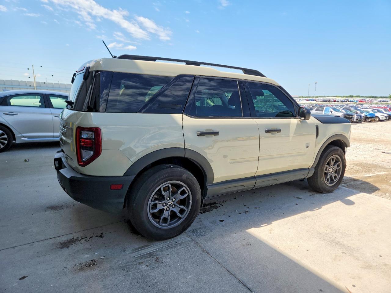 2024 Ford Bronco Sport Big Bend - Image 3