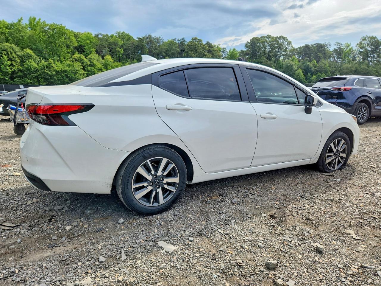 2025 Nissan Versa Sv - Фото 3
