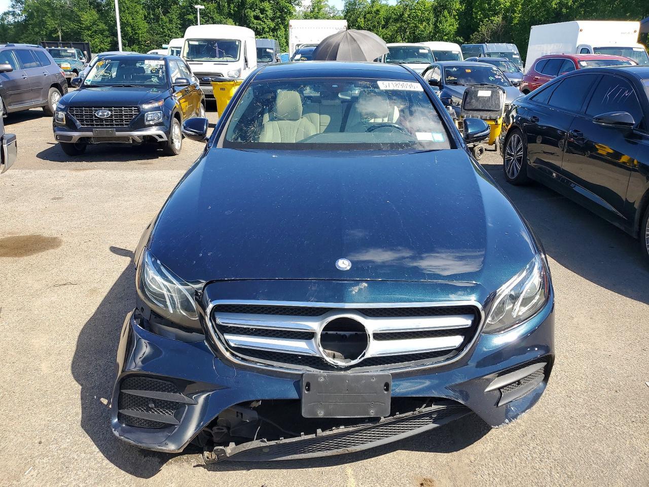 2017 Mercedes-Benz E 300 4Matic - Image 5