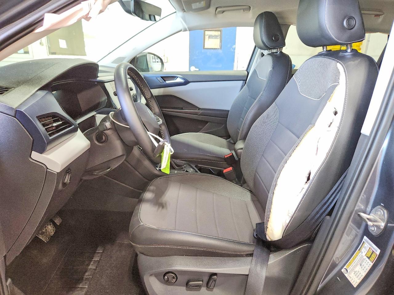 2023 Volkswagen Taos Se - Фото 7