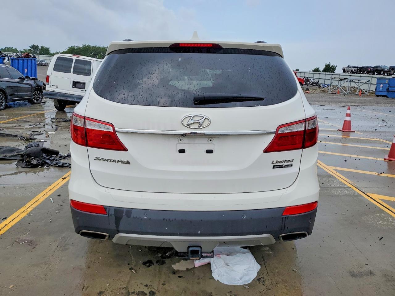 2015 Hyundai Santa Fe Limited - Image 6