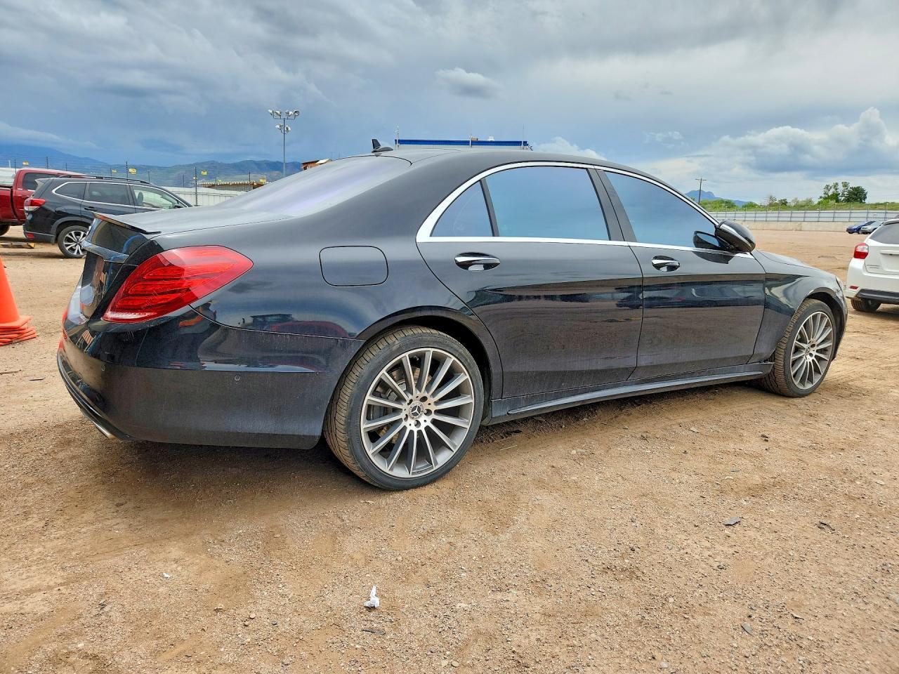 2017 Mercedes-Benz S 550 - Фото 3