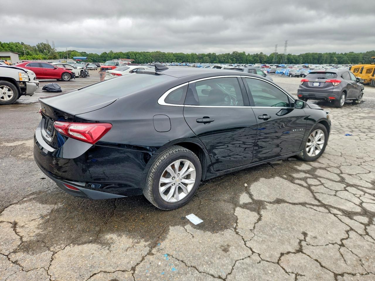 2020 Chevrolet Malibu Lt - Фото 3