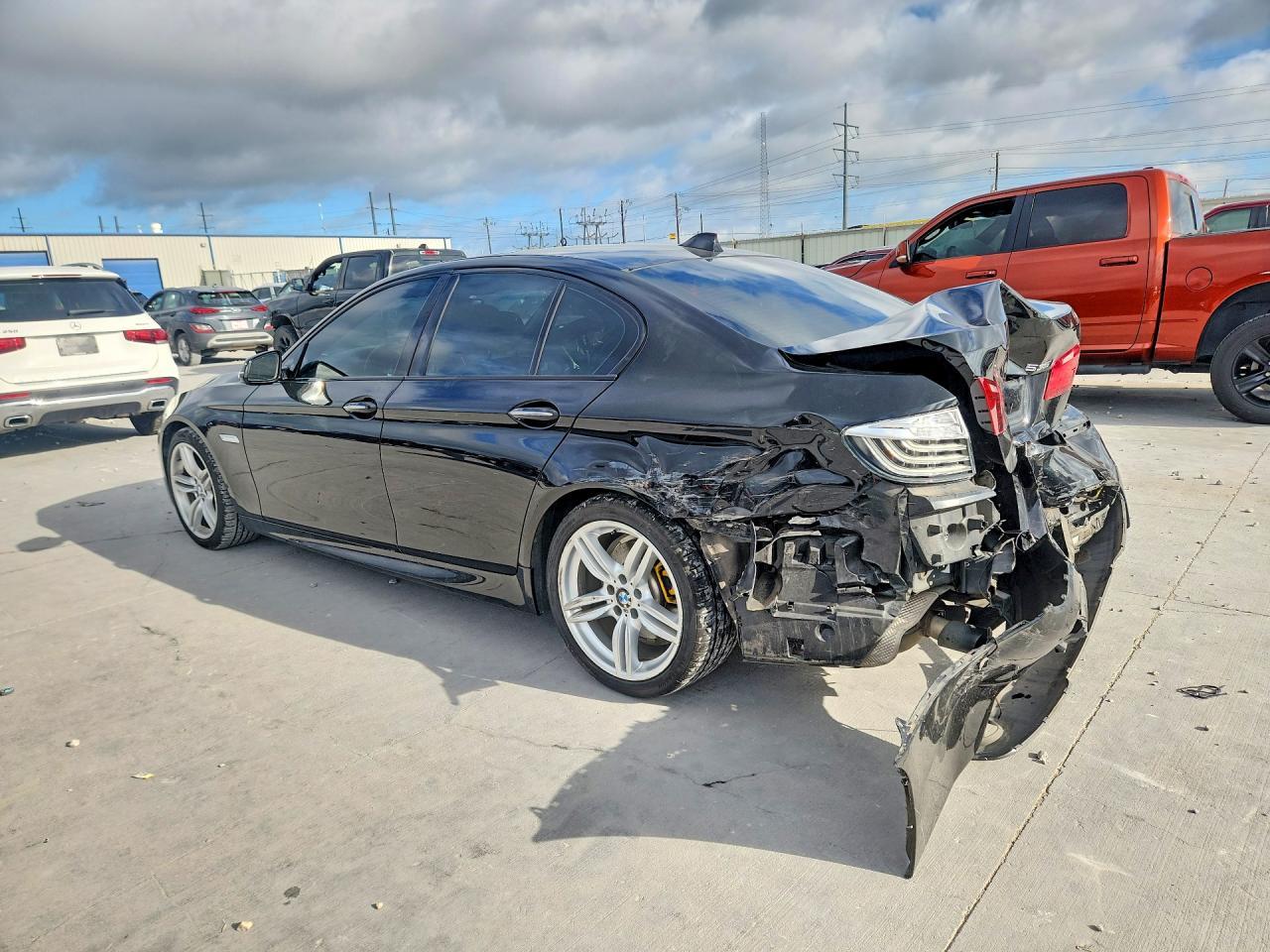 2015 BMW 535 I - Фото 2