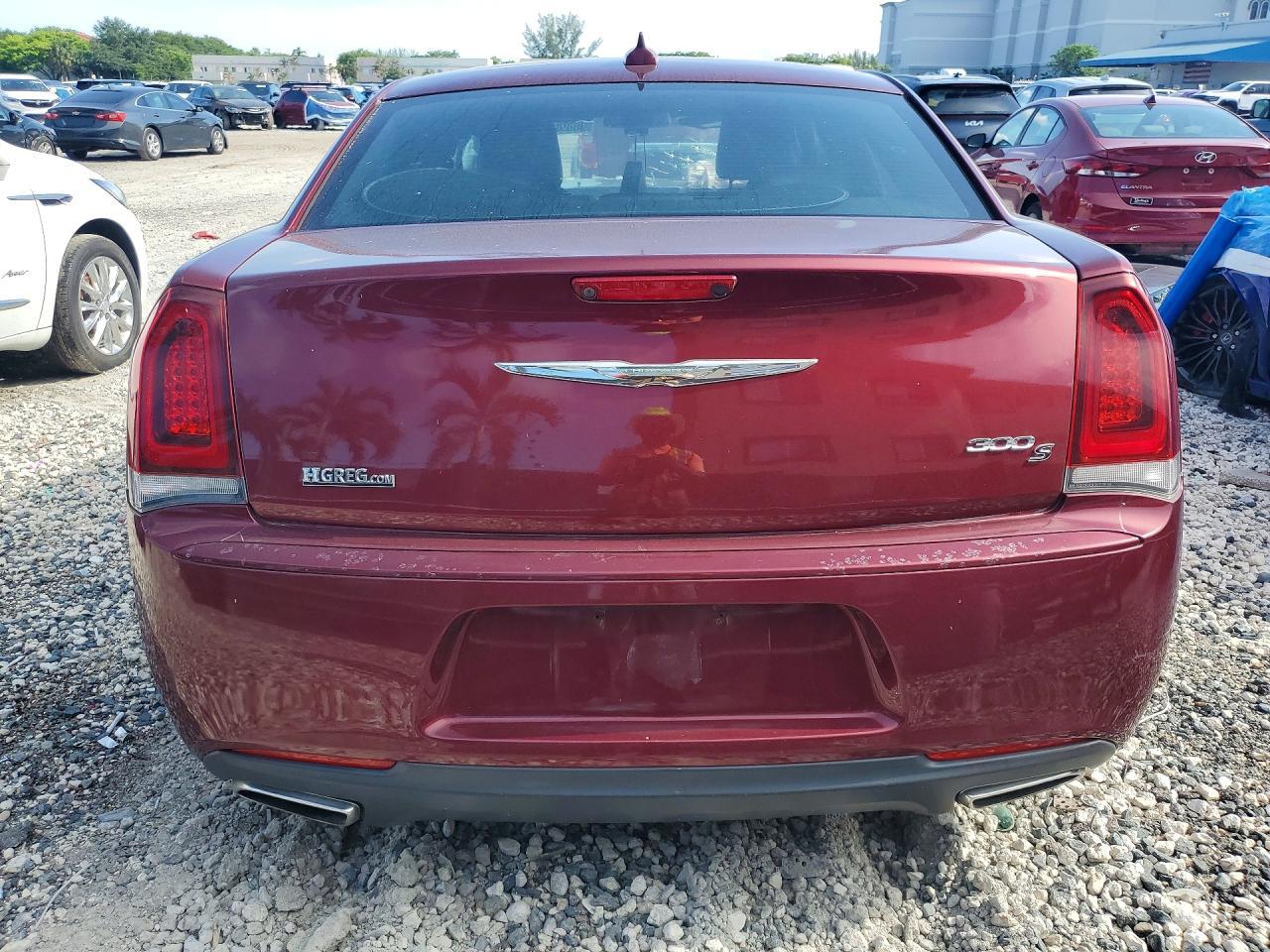2019 Chrysler 300 S - Image 6