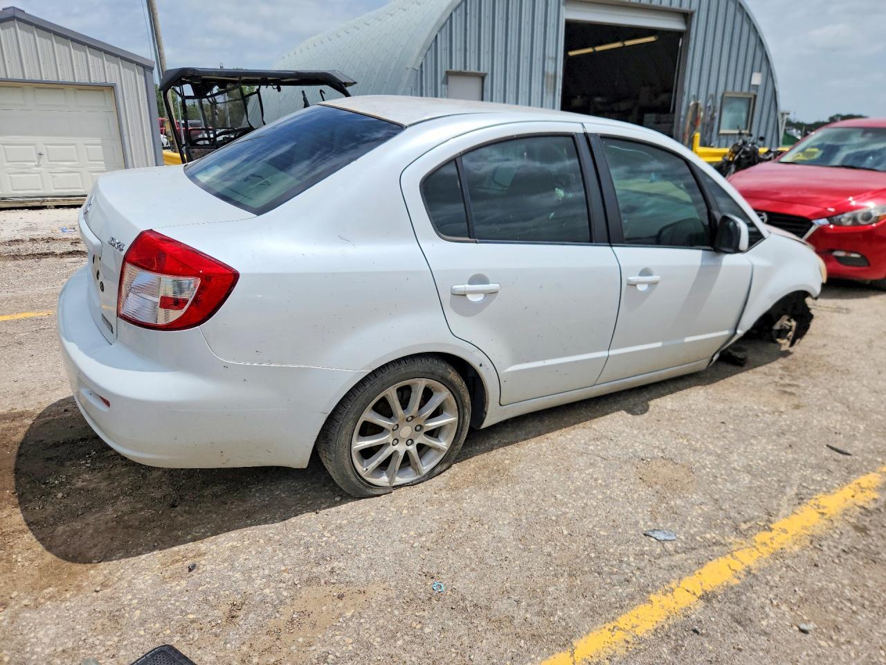 2011 Suzuki Sx4 Le - Фото 3