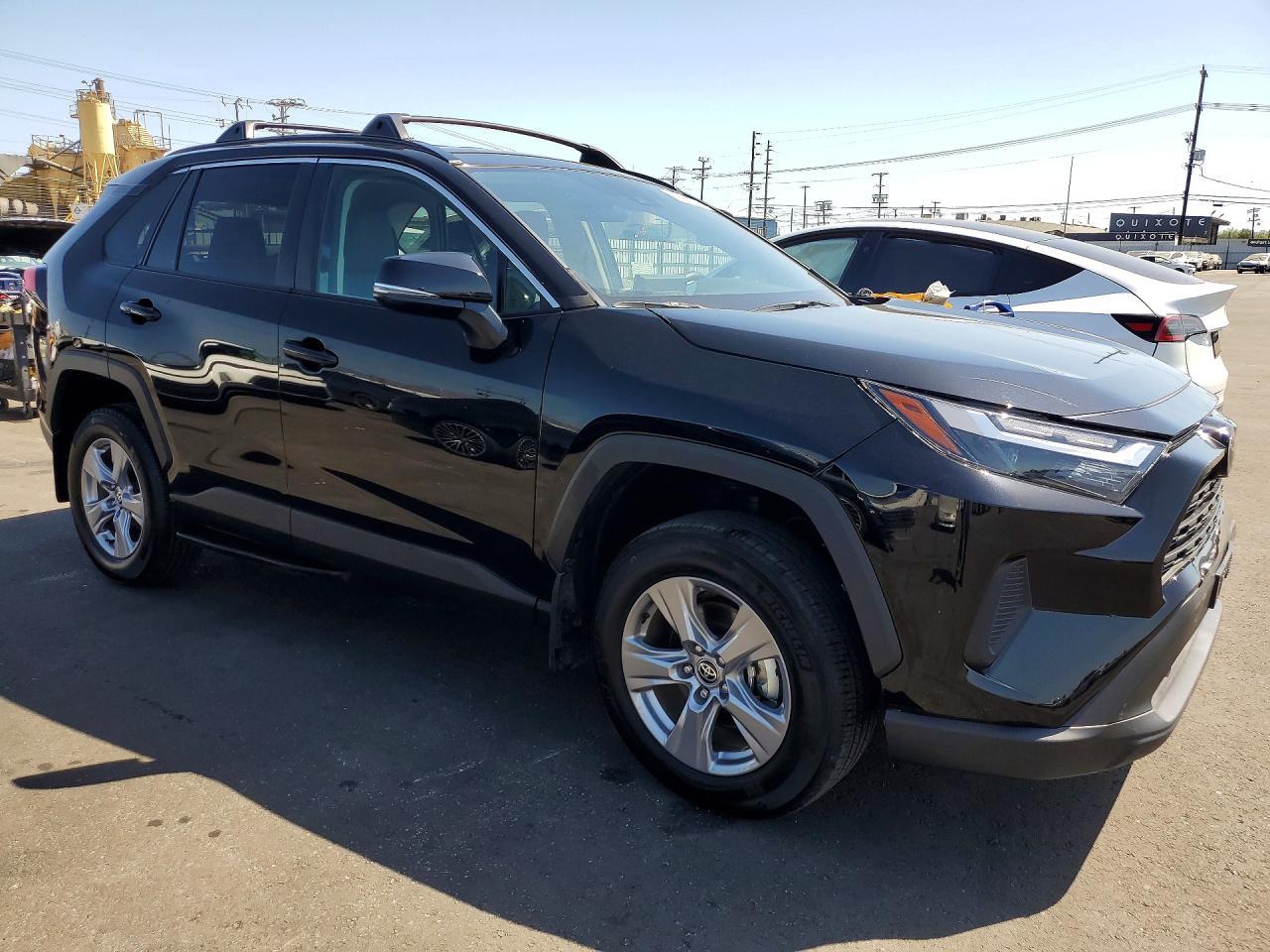 2025 Toyota Rav4 Xle - Фото 4