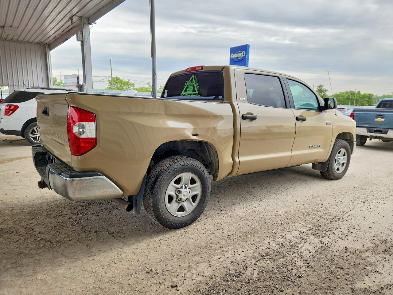 2017 Toyota Tundra Sr5 - Image 3