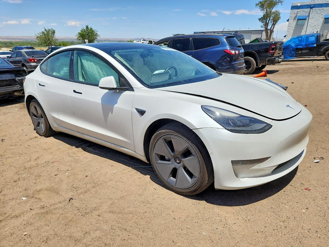 2021 Tesla Model 3 - Image 4