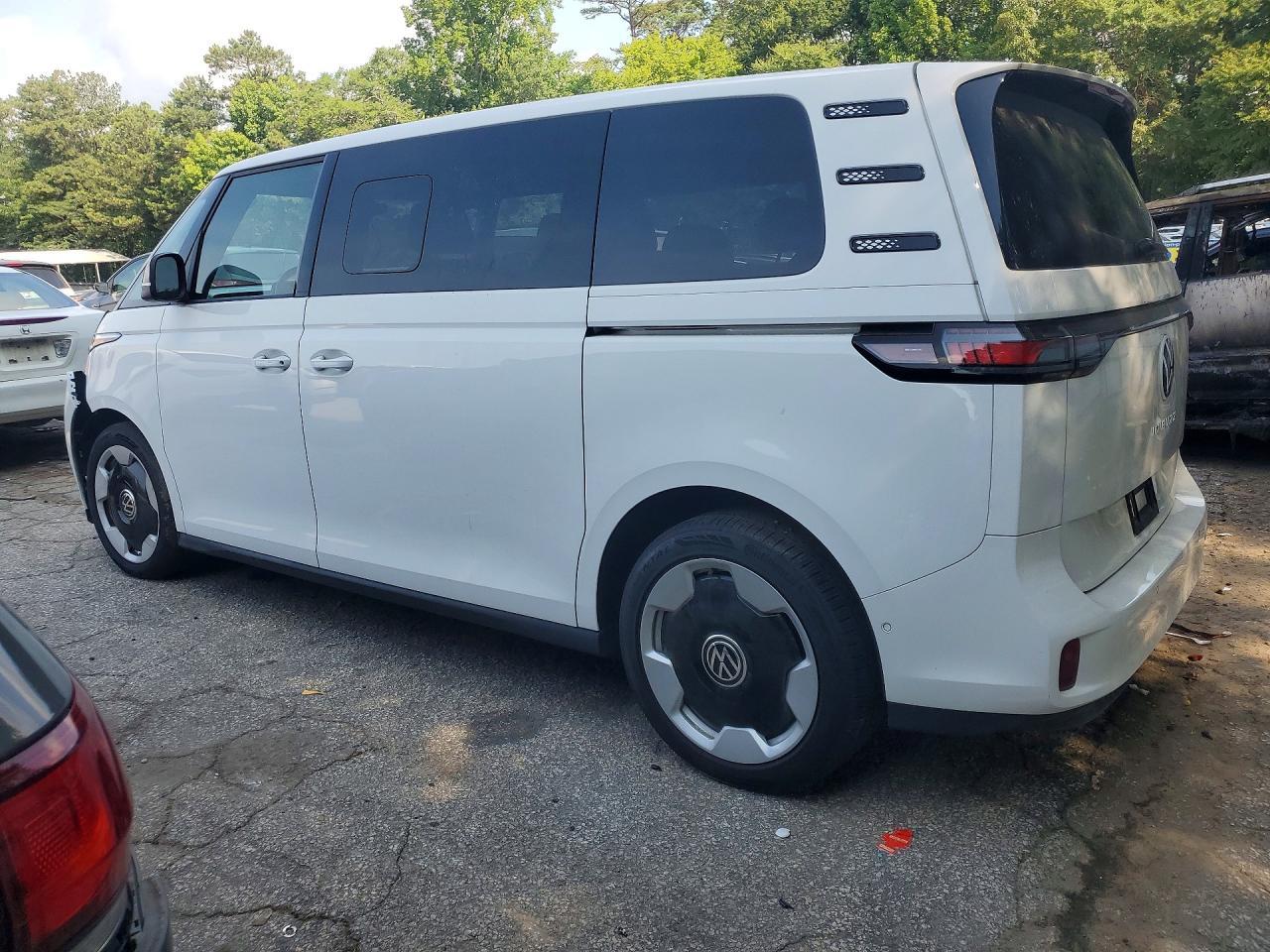 2025 Volkswagen Id Buzz Pro S - Image 2