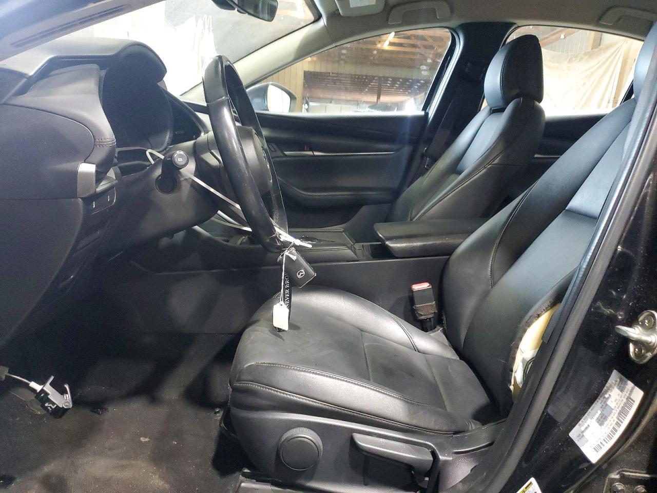 2021 Mazda 3 Select - Image 7