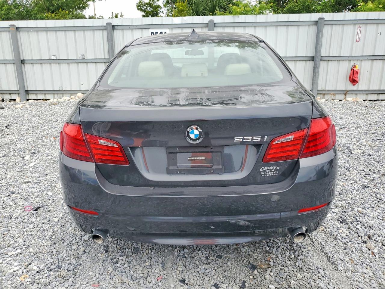 2011 BMW 5 Series - Image 6
