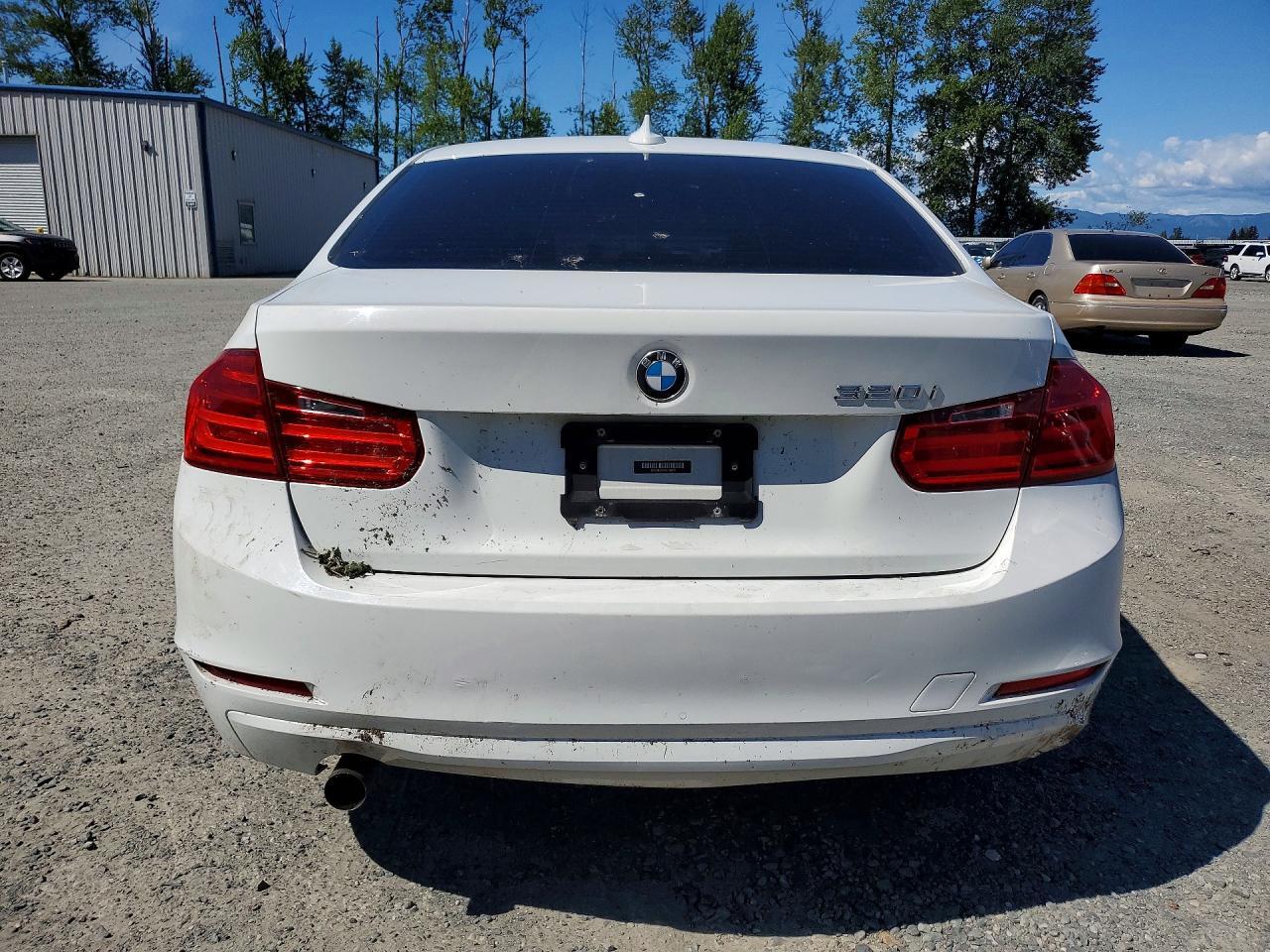 2015 BMW 320 I - Фото 6