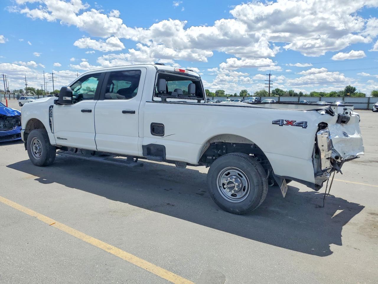 2025 Ford F350 Super Duty - Image 2