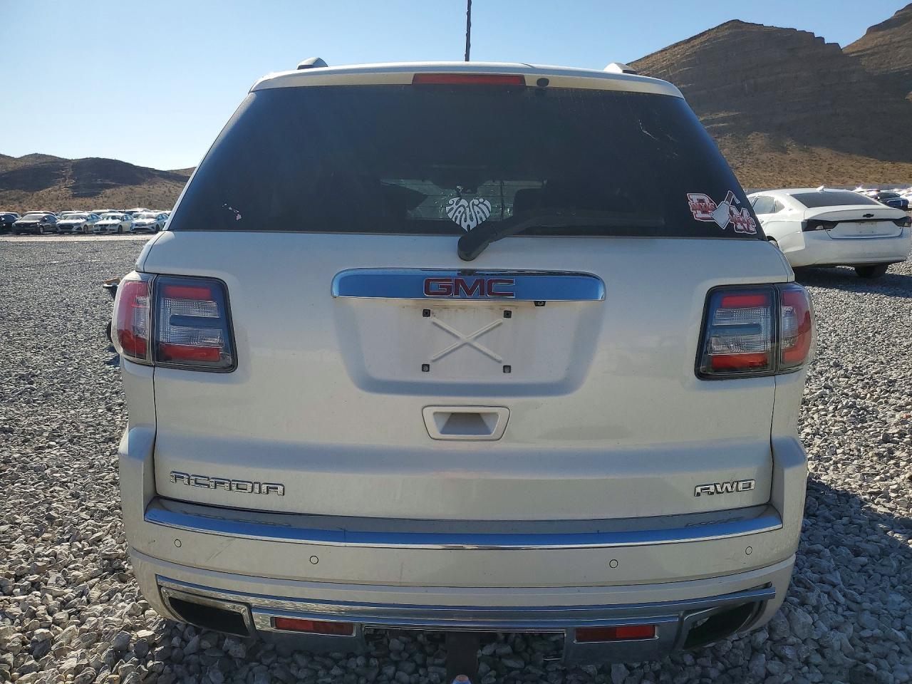 2015 GMC Acadia Denali - Image 6