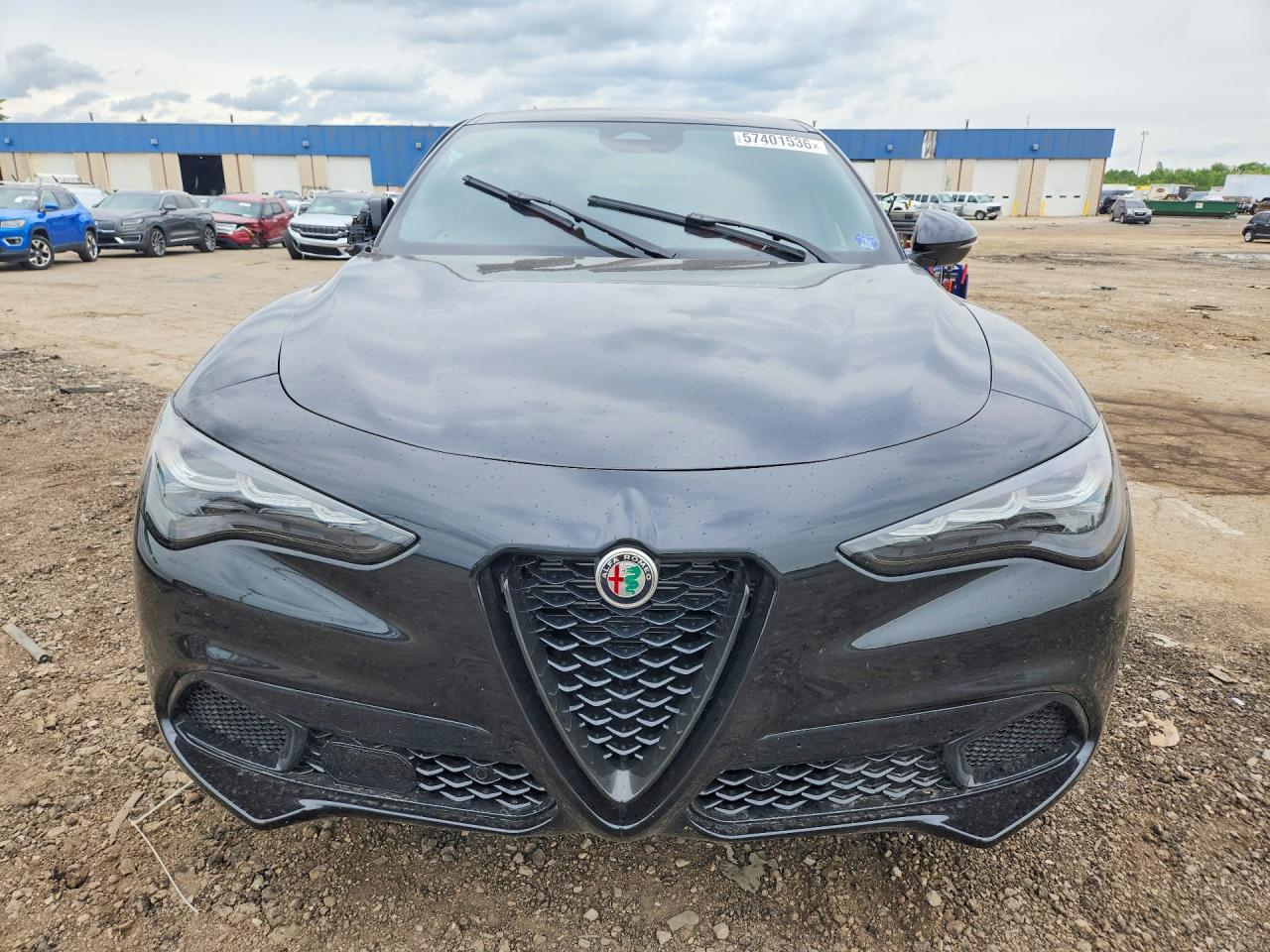 2025 Alfa Romeo Stelvio Base - Фото 5