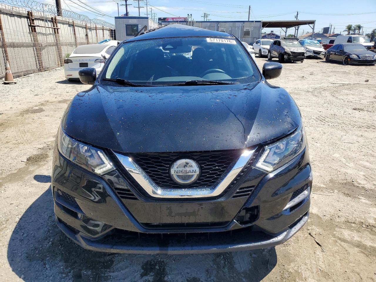 2020 Nissan Rogue Sport S - Фото 5